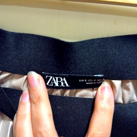 Zara Elegant Champagne Cream Pleated Satin look maxi Skirt size S - Picture 4 of 7